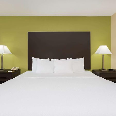 Days Inn By Wyndham Asheville/Mall Esterno foto